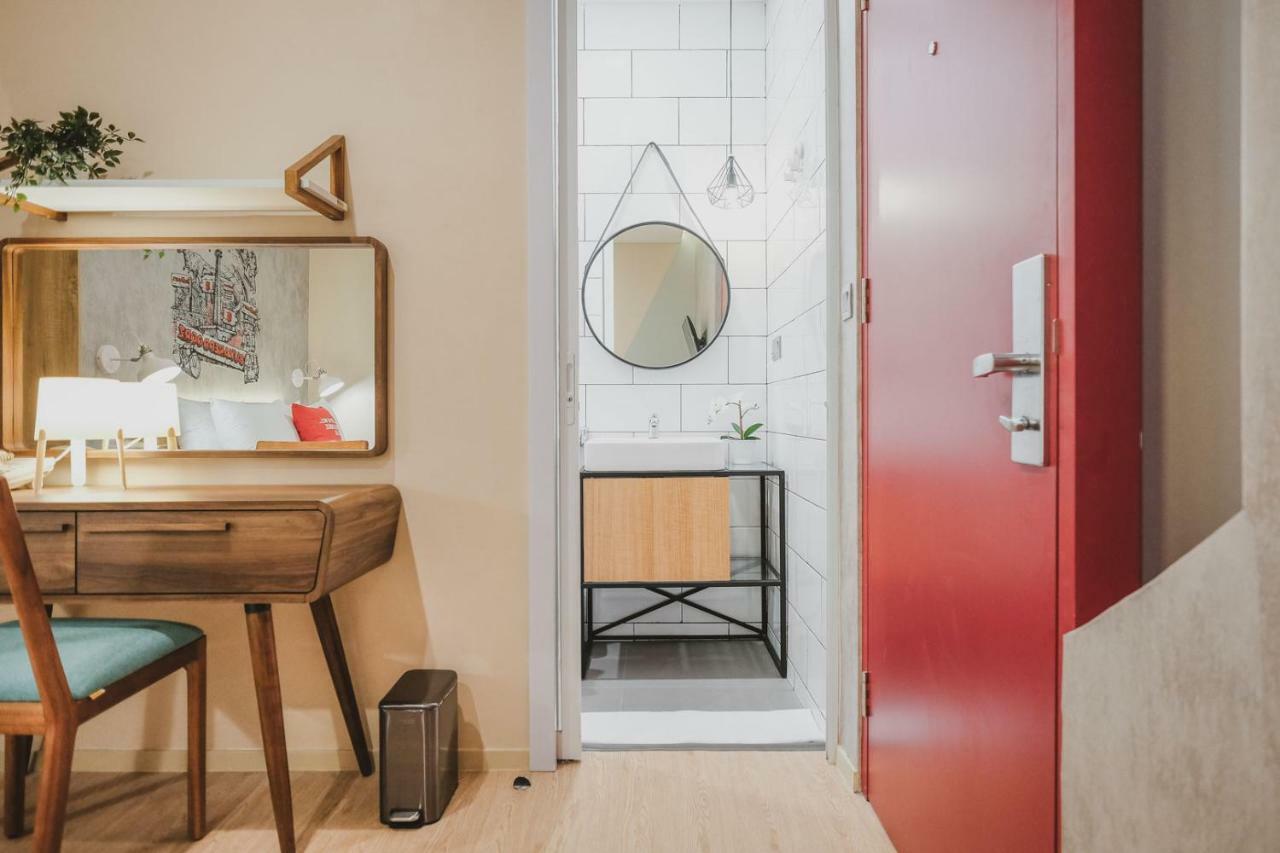 Reddoorz Plus @ Thamrin Jakarta Eksteriør billede